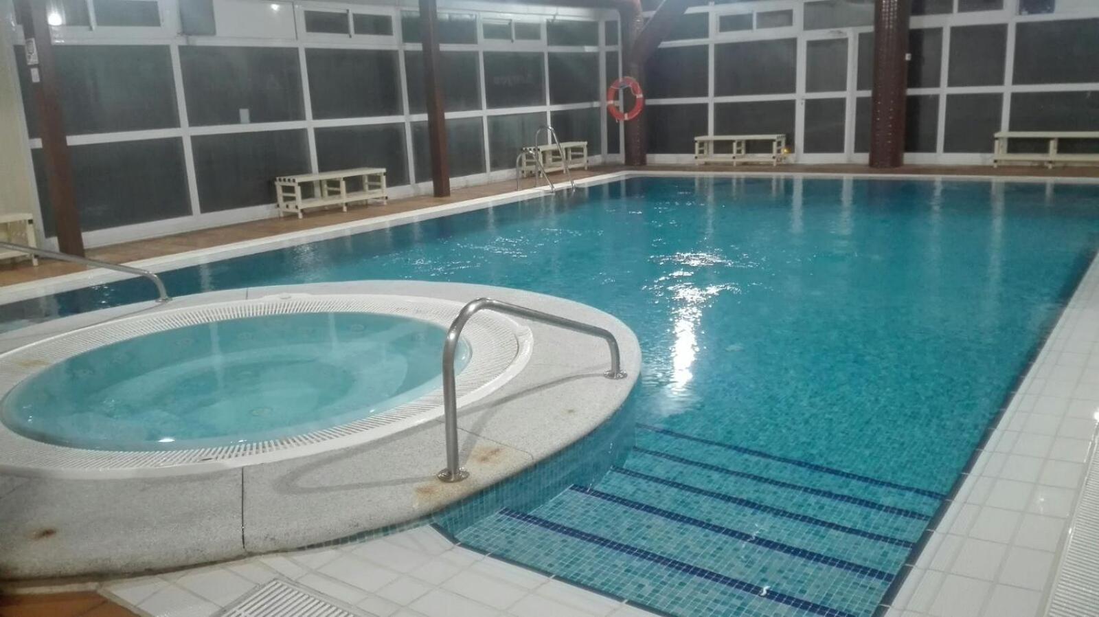 Apartamentos Sueno Nevado Con Piscina A Pie De Telesilla Sierra Nevada Exteriér fotografie