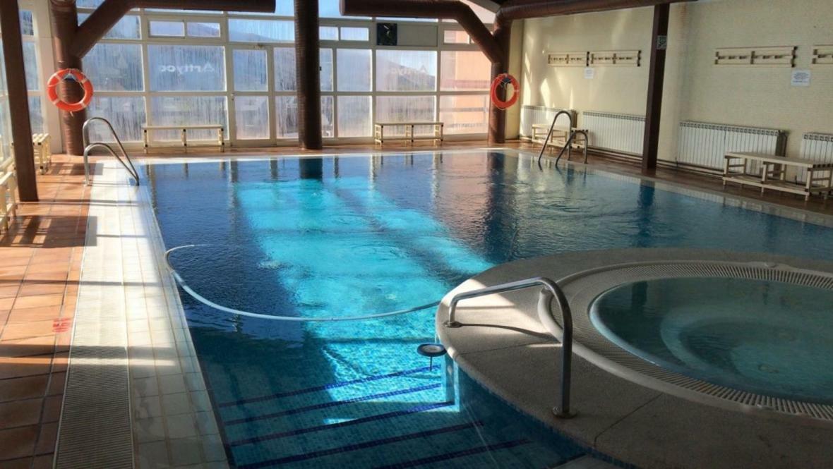 Apartamentos Sueno Nevado Con Piscina A Pie De Telesilla Sierra Nevada Exteriér fotografie